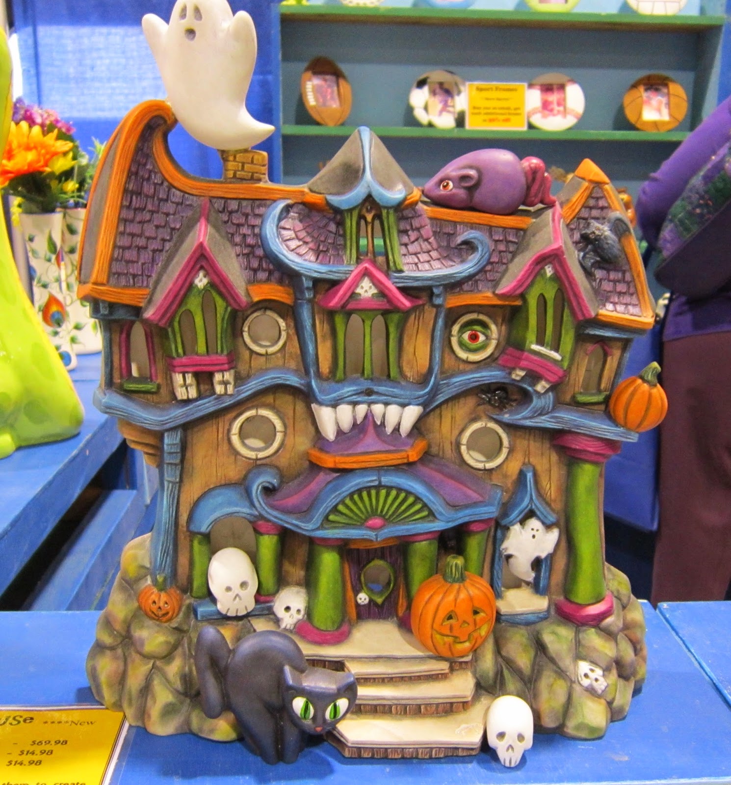 Pour House Ceramics Halloween