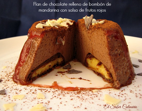 flan-chocolate-relleno-bombon-mandarina-salsa-frutos-rojos