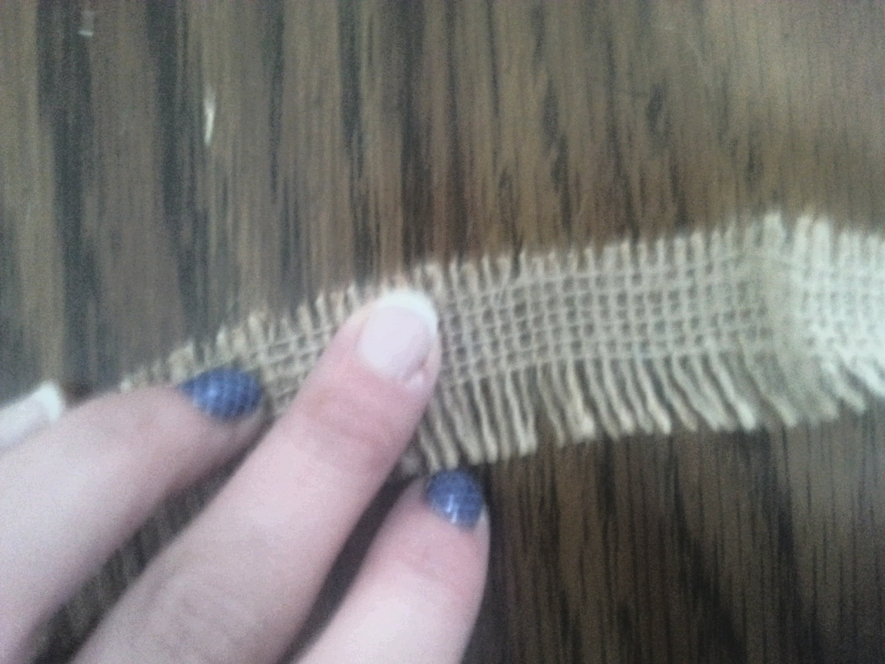 How to EASILY cut burlap