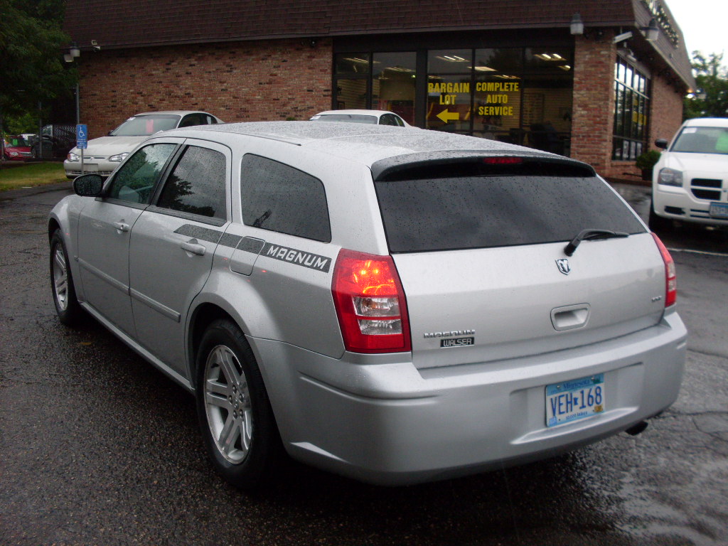 2010 Nissan Altima >> Ride Auto: 2006 Dodge Magnum silver 2010 Nissan Altima >> Ride Auto: 2006 Dodge Magnum silver