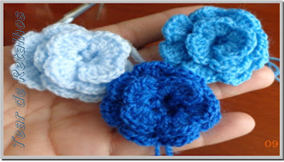 Flores de crochê feitas em formato de caracol