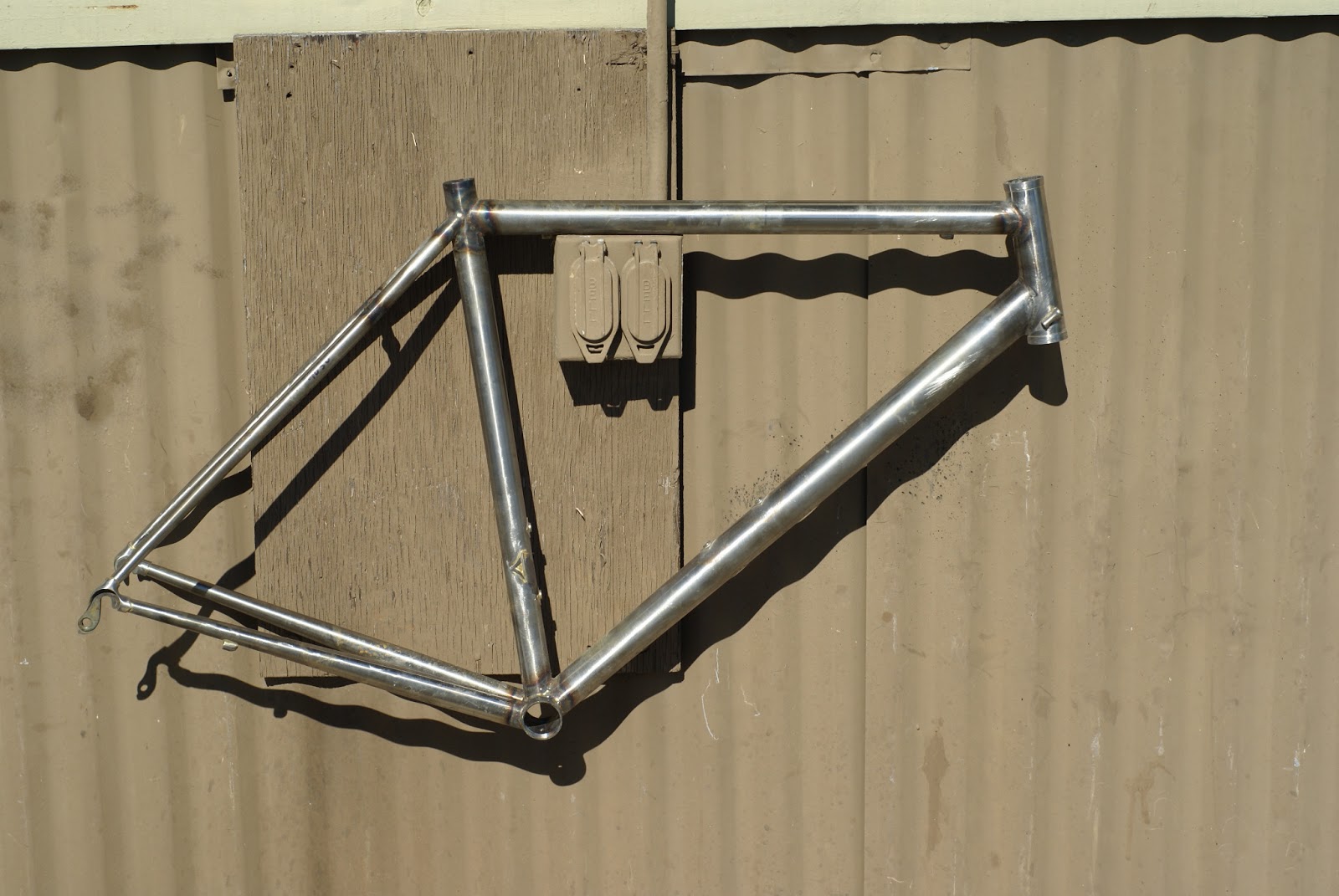 what's up in Santa Cruz S3 mix steel road frame