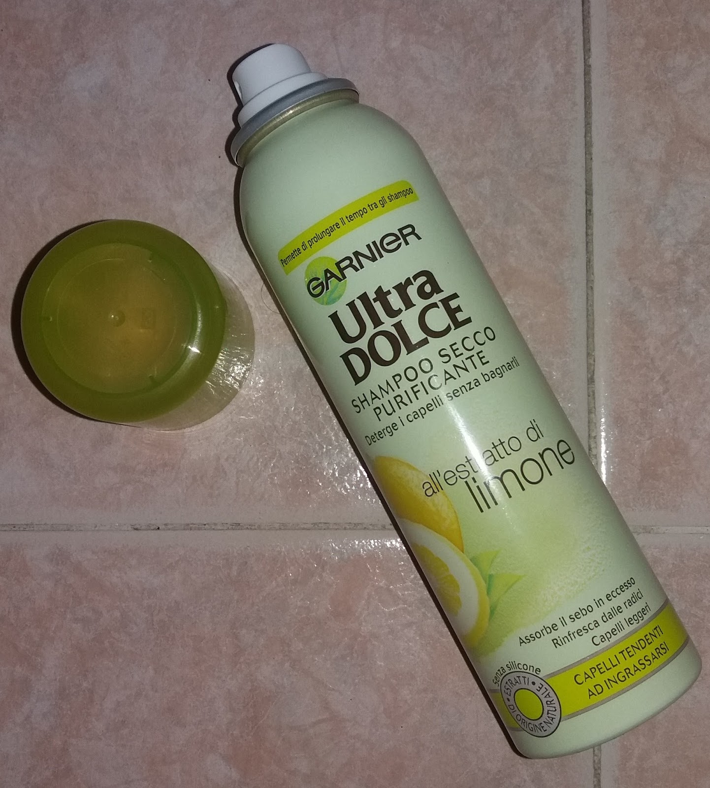 Nuvole di Cannella Shampoo Secco Purificante Ultra Dolce Garnier
