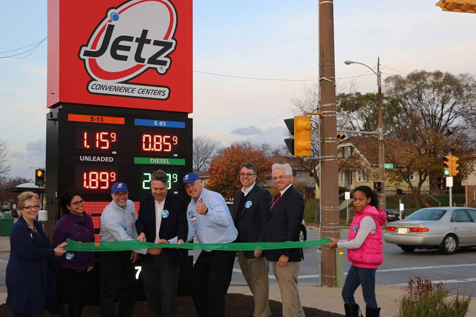 Milwaukee Opportunities E15 Fuel at Jetz in Milwaukee