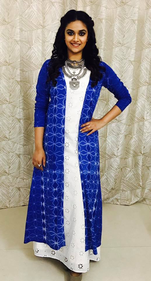 actress keerthi suresh in saree desi actress pictures actress keerthi suresh hd images in actress keerthi suresh in saree desi actress pictures actress keerthi suresh hd images in