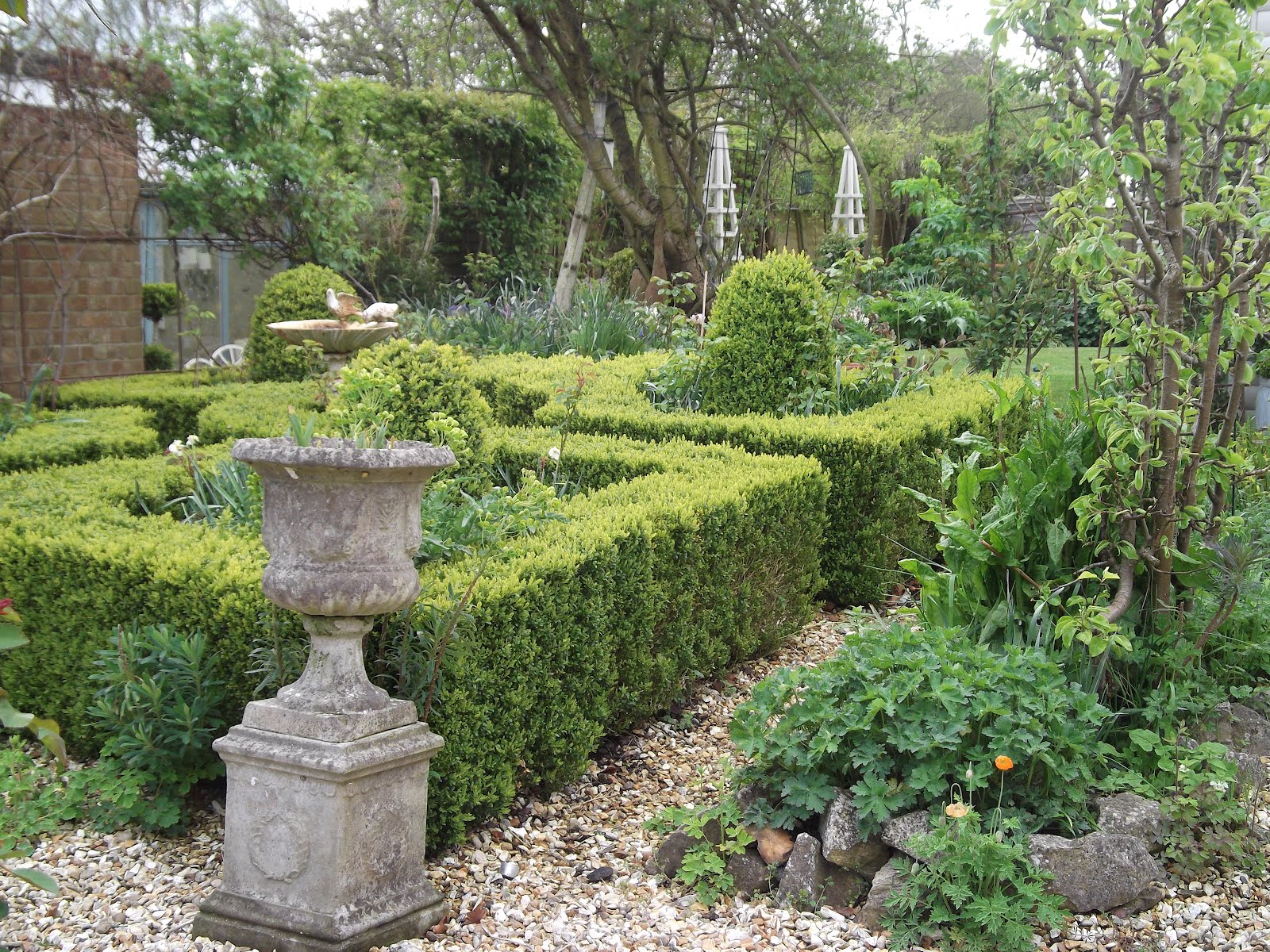 . How to build your own dream garden and dream home