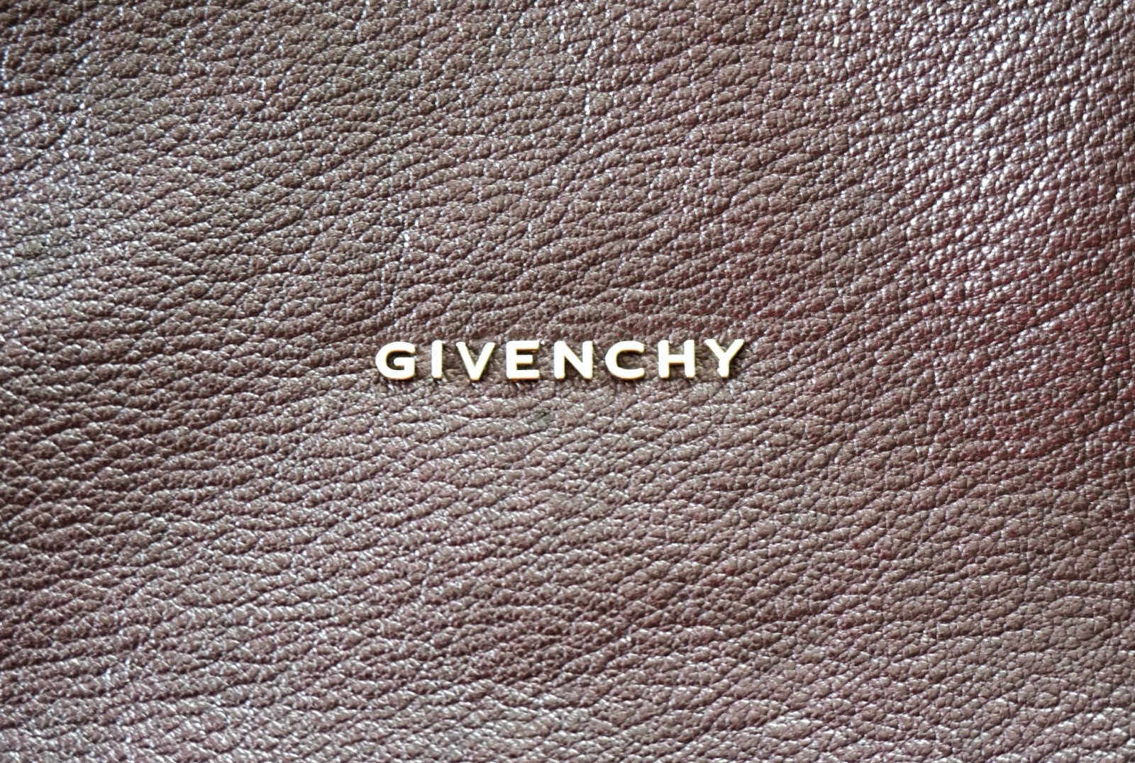 BAG REVIEW: Givenchy Pandora Medium in Aube + Spot A Fake Givenchy ...