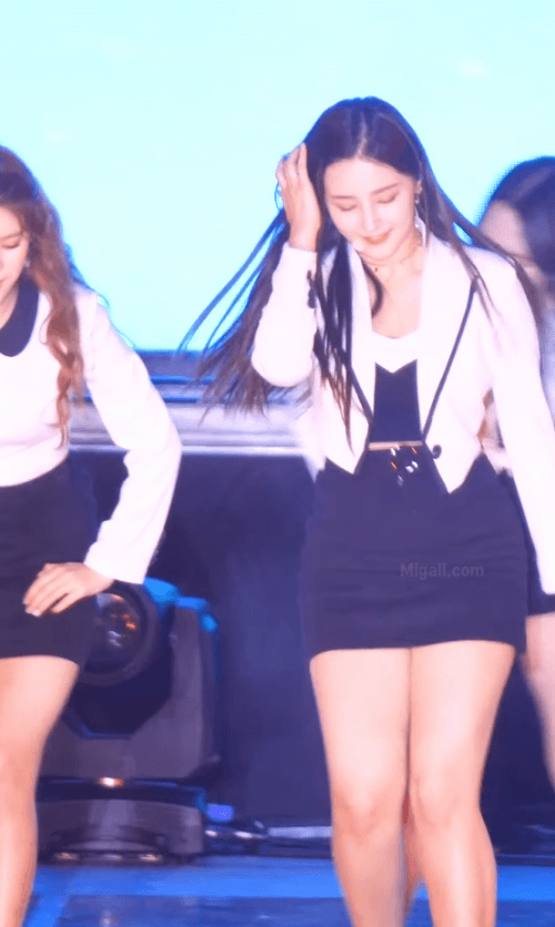 20200803211432_65dc55913158c36afff54665ea1d6a46_kffk.gif