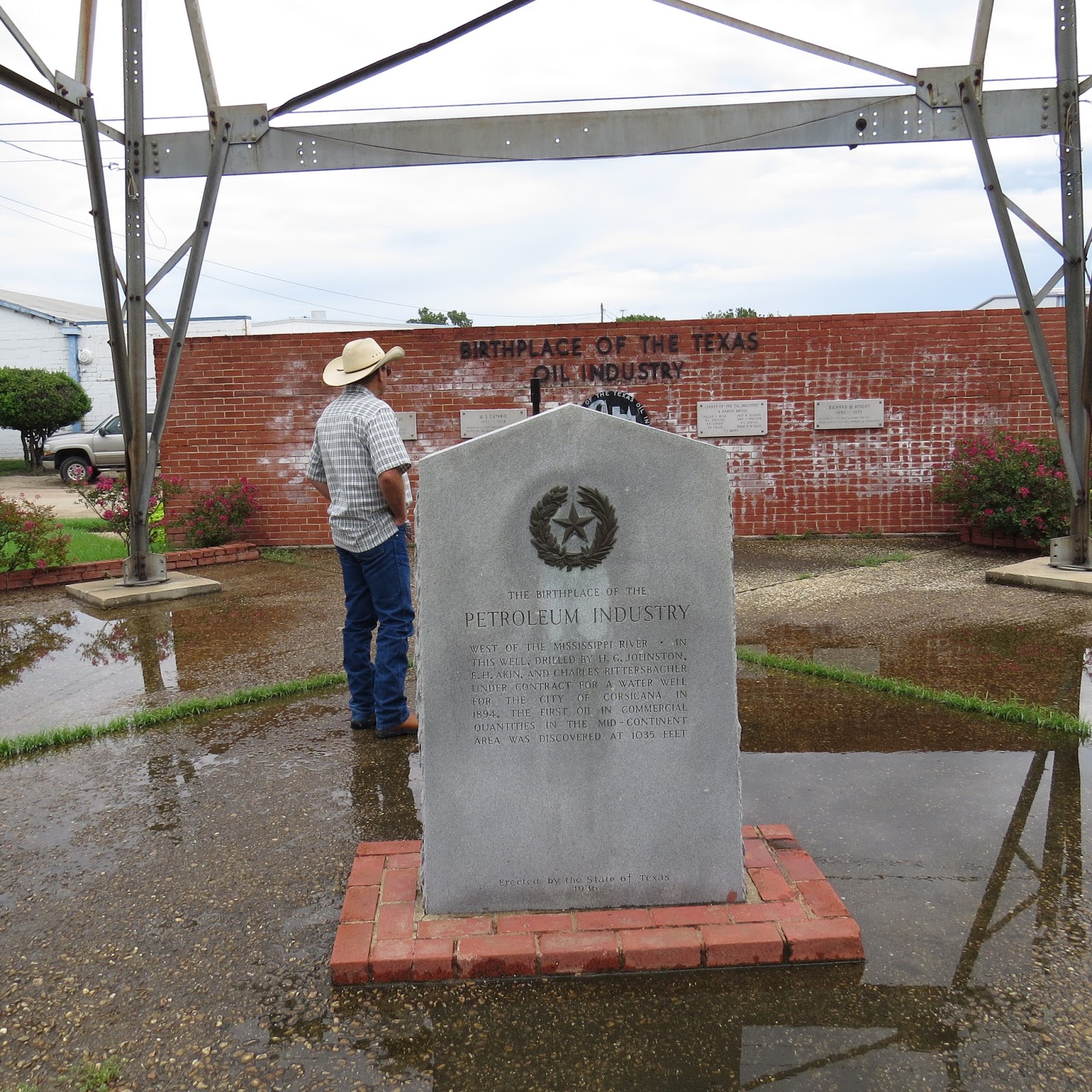Navasota Ranch Corsicana, Texas, Petroleum Park, Navarro Pecan Company