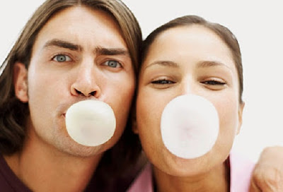 Nhai kẹo cao su giúp giảm stress