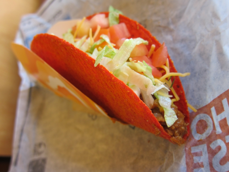 Review Taco Bell Fiery Doritos Locos Taco