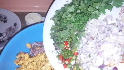 add-chopped-veggies-to-the-chapli-keema