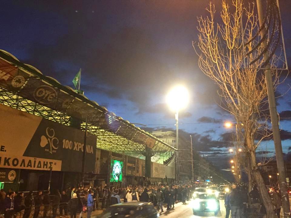 "Βγάζεις λεφτά απ΄τά ναρκωτικά"