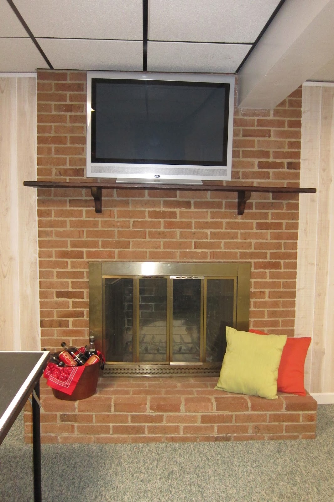 My Life - Mi Vida: El Sótano Y La Escalera