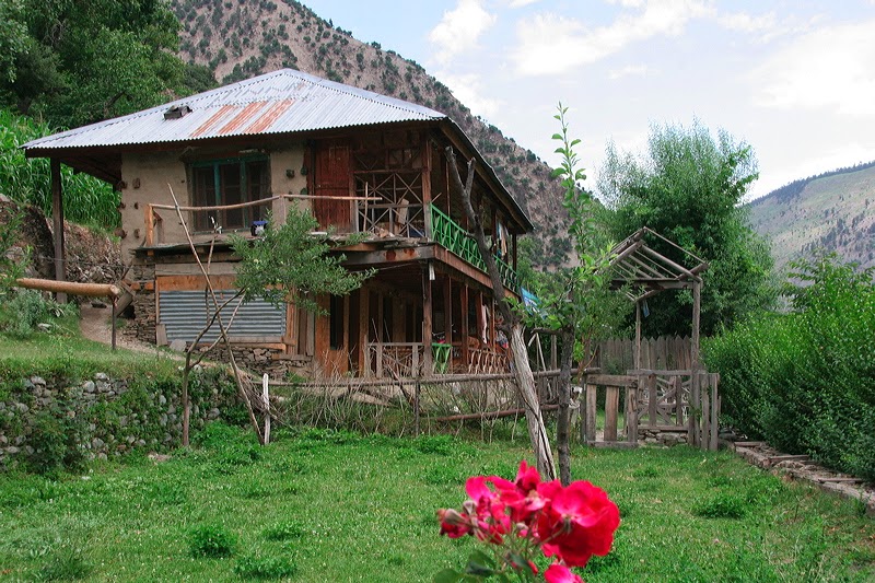 Houses in Kalash Valley-5 Best Places To Discover In Pakistan Houses in Kalash Valley 5 Best Places To Discover In Pakistan