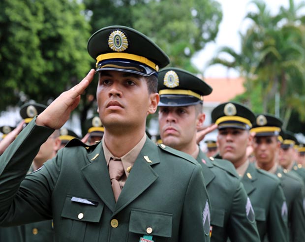 Exército abre concurso com 1,1 mil vagas para sargento