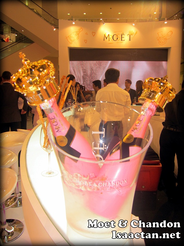 Chandon Rose Imperial Party