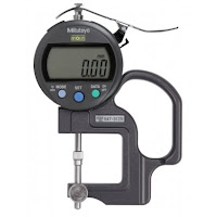 Mitutoyo reverse anvil digital thickness gage 457-312S.