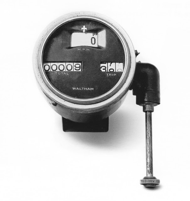 The Automobile and American Life The Tesla AirFriction Speedometer in the 1920 PierceArrow.