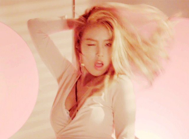 까만데 색조화장 잘 받는 여자아이돌甲.jpg (예지력상승주의) | 인스티즈