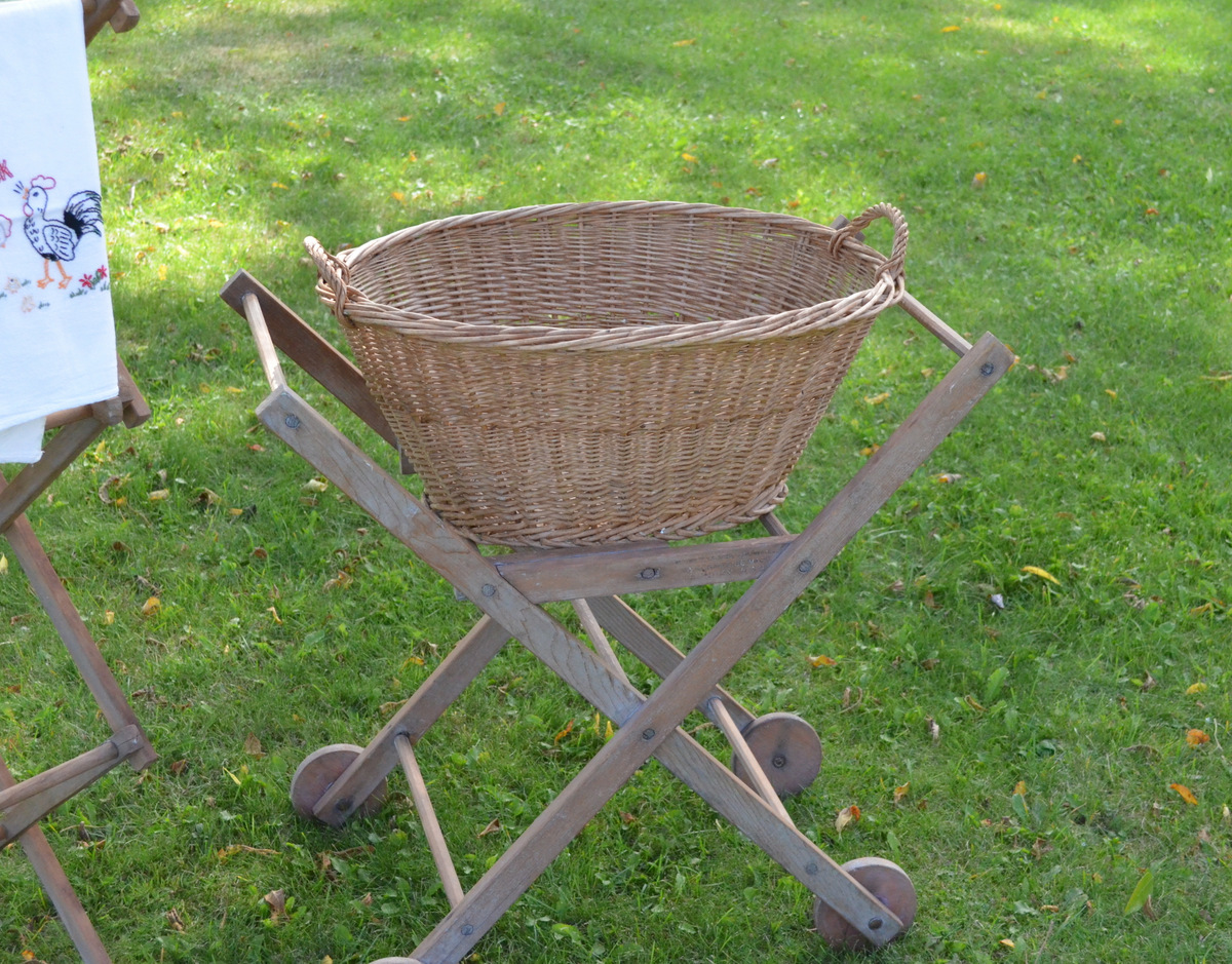 Vintage laundry sale baskets