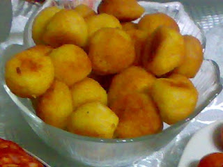 Bulete de cartofi cu branza