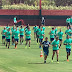 Com Léo Pereira, Jorge Jesus comanda treinamento visando retorno do elenco principal aos jogos