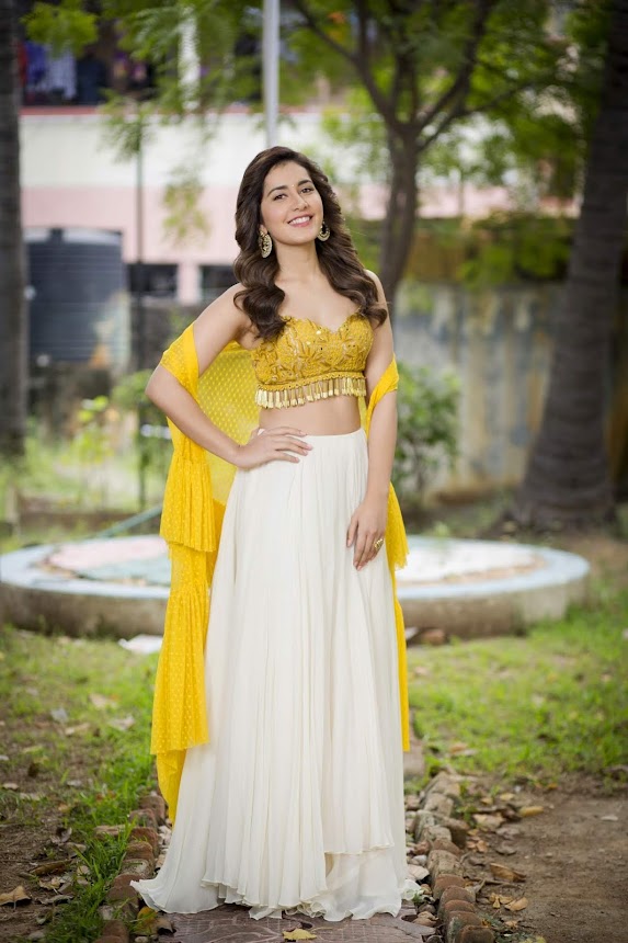 Raashi Khanna at Adanga Maru Pre-Release Event