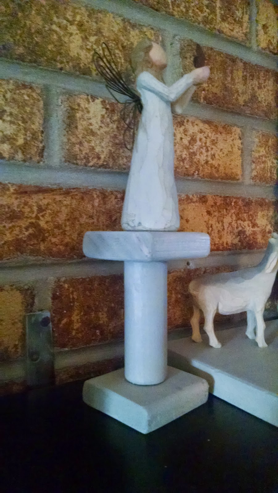 DIY Willow Tree Angel Stand