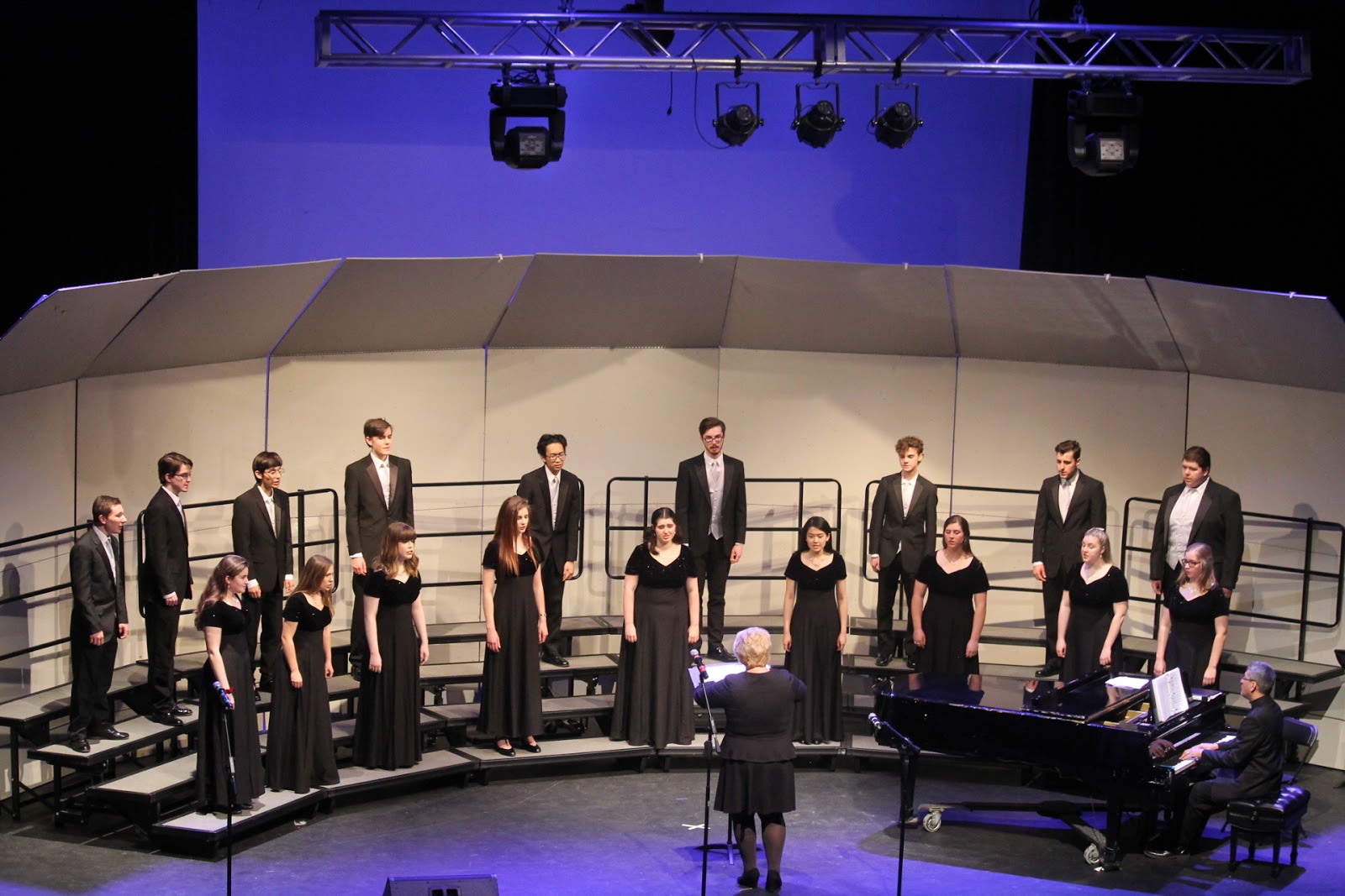 South High Fine Arts 2019 Madrigal Singers Graduation Concert