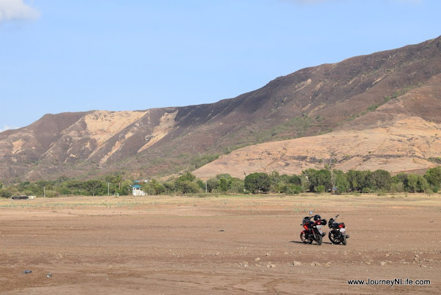 One day bike ride to Dhom dam near Wai