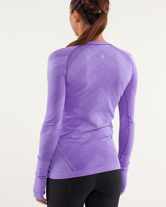 Lululemon Addict: Australian Heads Up