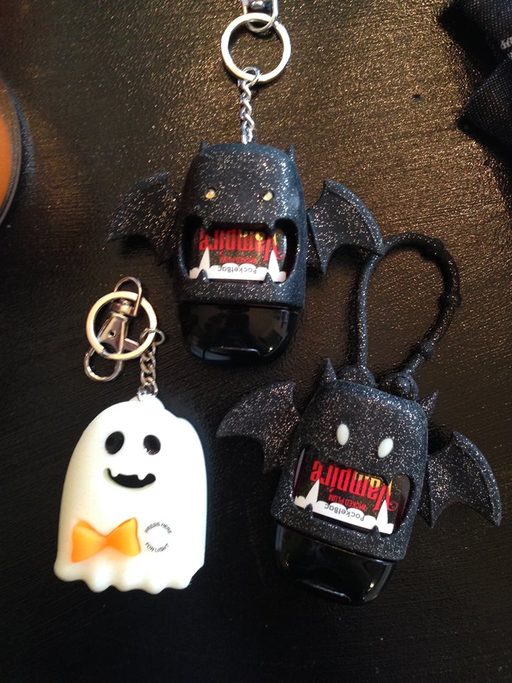 Goth Gardening ^o^ Holy Batty Moly! Bath & Body Works has a second version of the new bat