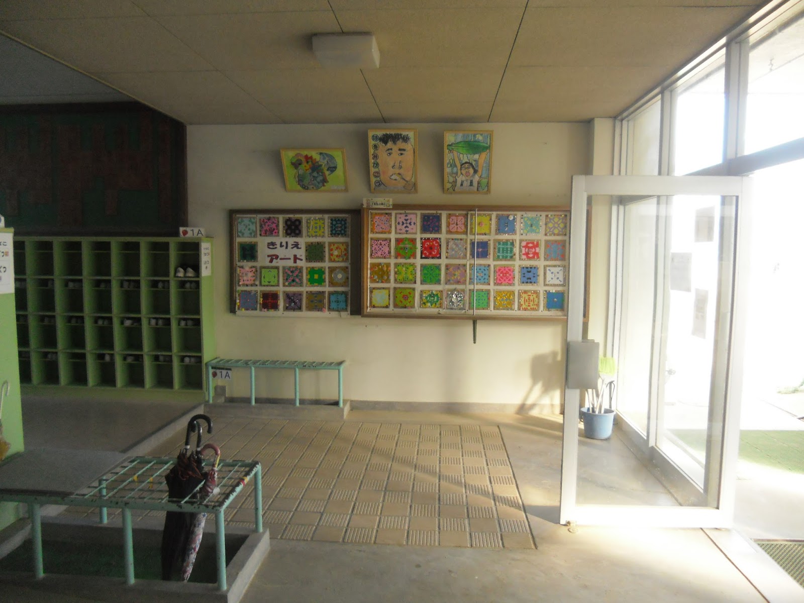 中貴志小学校 児童玄関がきれいになりました！！