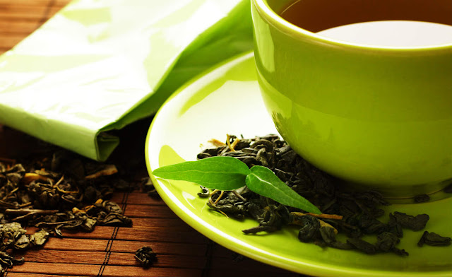 Green tea helps even to lose weight Green tea helps even to lose weight