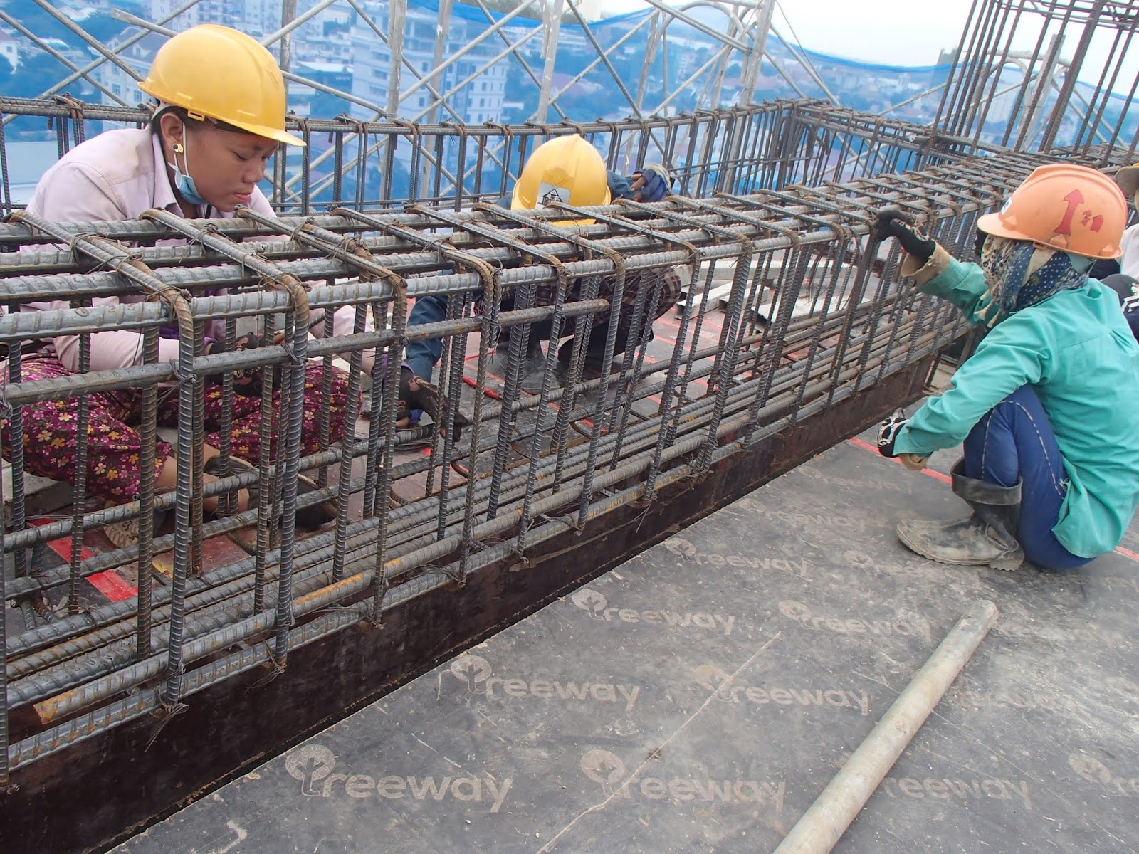 CIT: ការងារចងដែកធ្នឹម Beam rebar installation