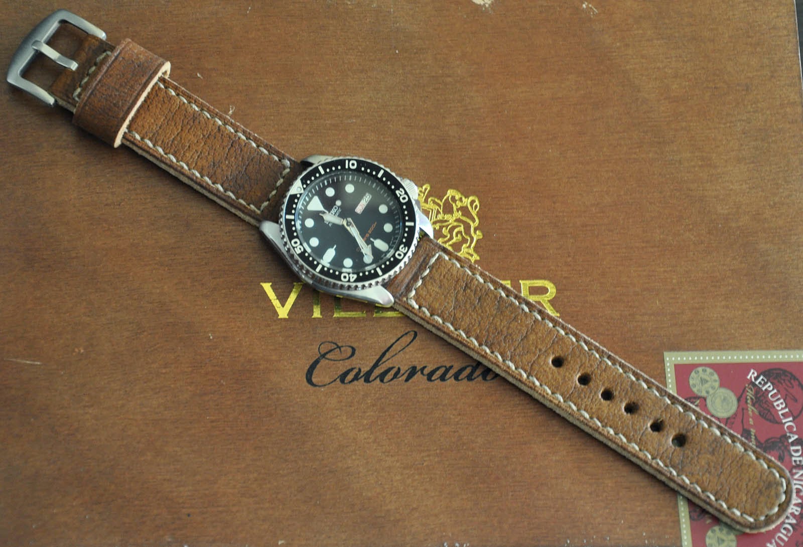 CentaurStraps Handmade leather watch straps 22mm vintage handmade buffalo leather watch strap