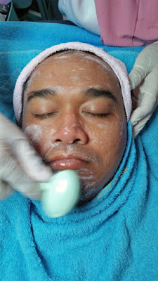 6 Kebaikan Dermapen , rawat kulit tanpa laser dan bahan kima bahaya, rawatan semulajadi , beauty is pain. Dermapen membaiki tekstur Kulit Muka di Dr Medispa and wellness