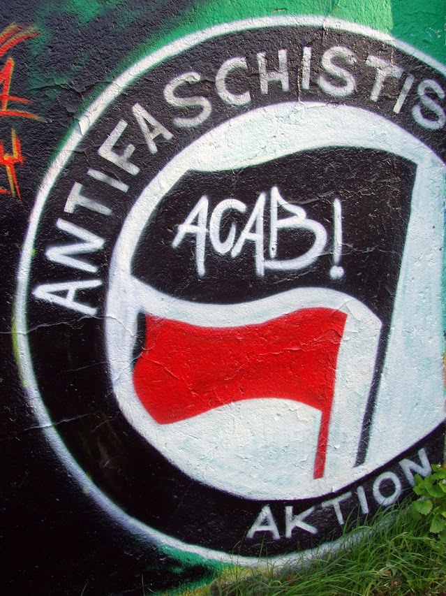 ANTIFASCHISTIS - A.C.A.B.