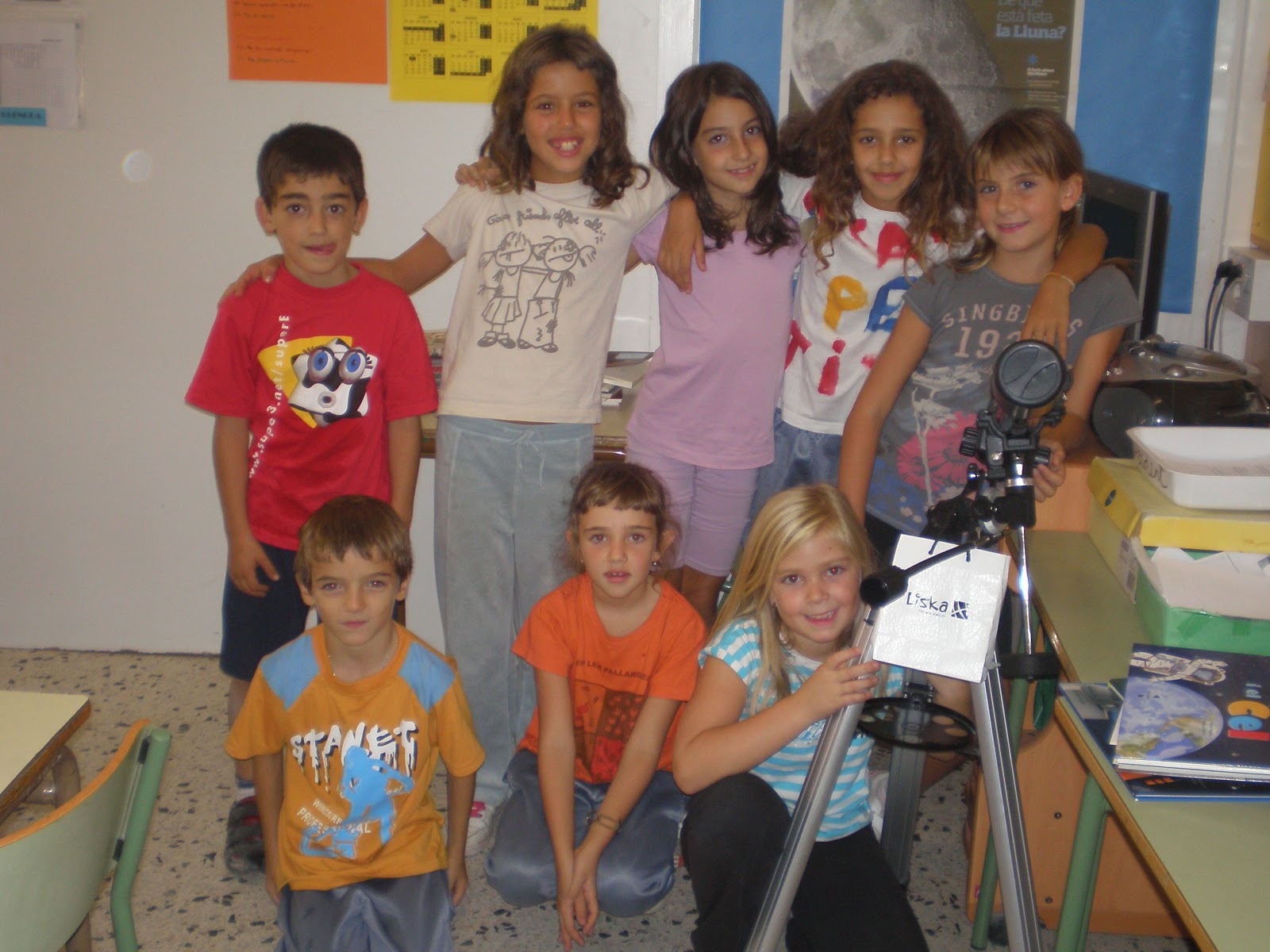 ESCOLA DE LES PALLARGUES Els alumnes de Cicle Mitjà ens presentem. ESCOLA DE LES PALLARGUES Els alumnes de Cicle Mitjà ens presentem.