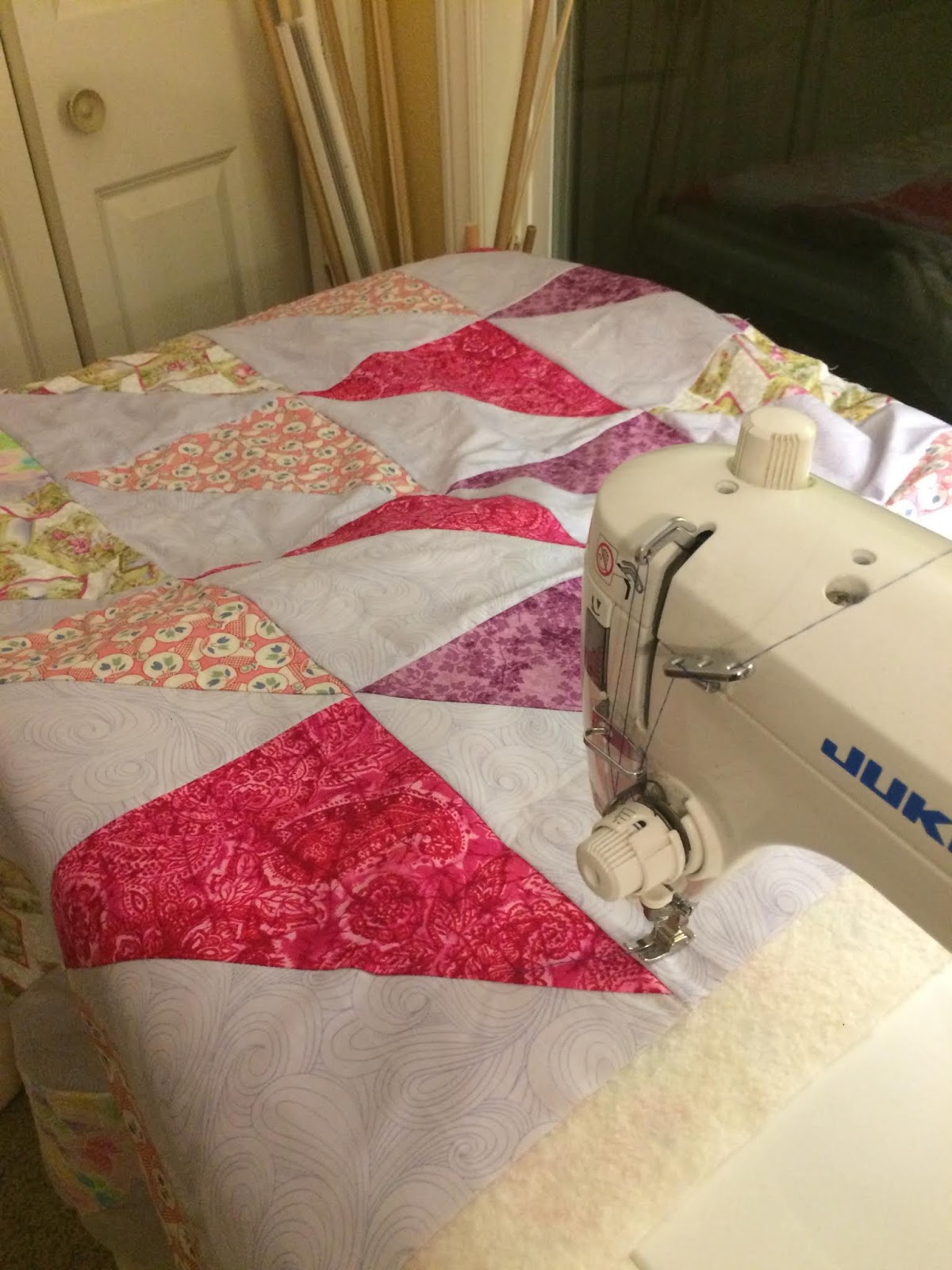 Love Laugh Quilt Monday Making