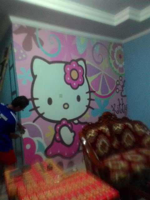 wallpaper dinding hello kitty