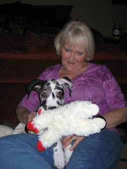 Kathleen, Valentina and her toy Lambchop
