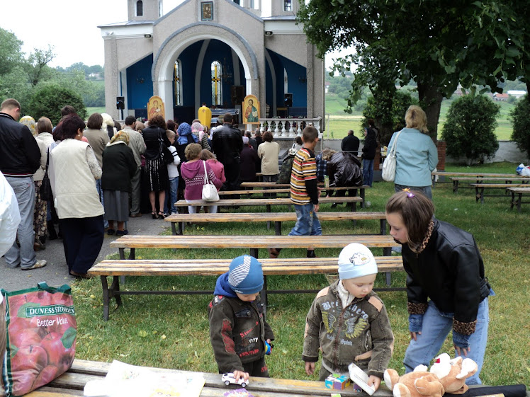 Спокій дитини-це спокій батьків(багато з яких брали участь у Св.Тайні Єлеопомазання разом із дітьми