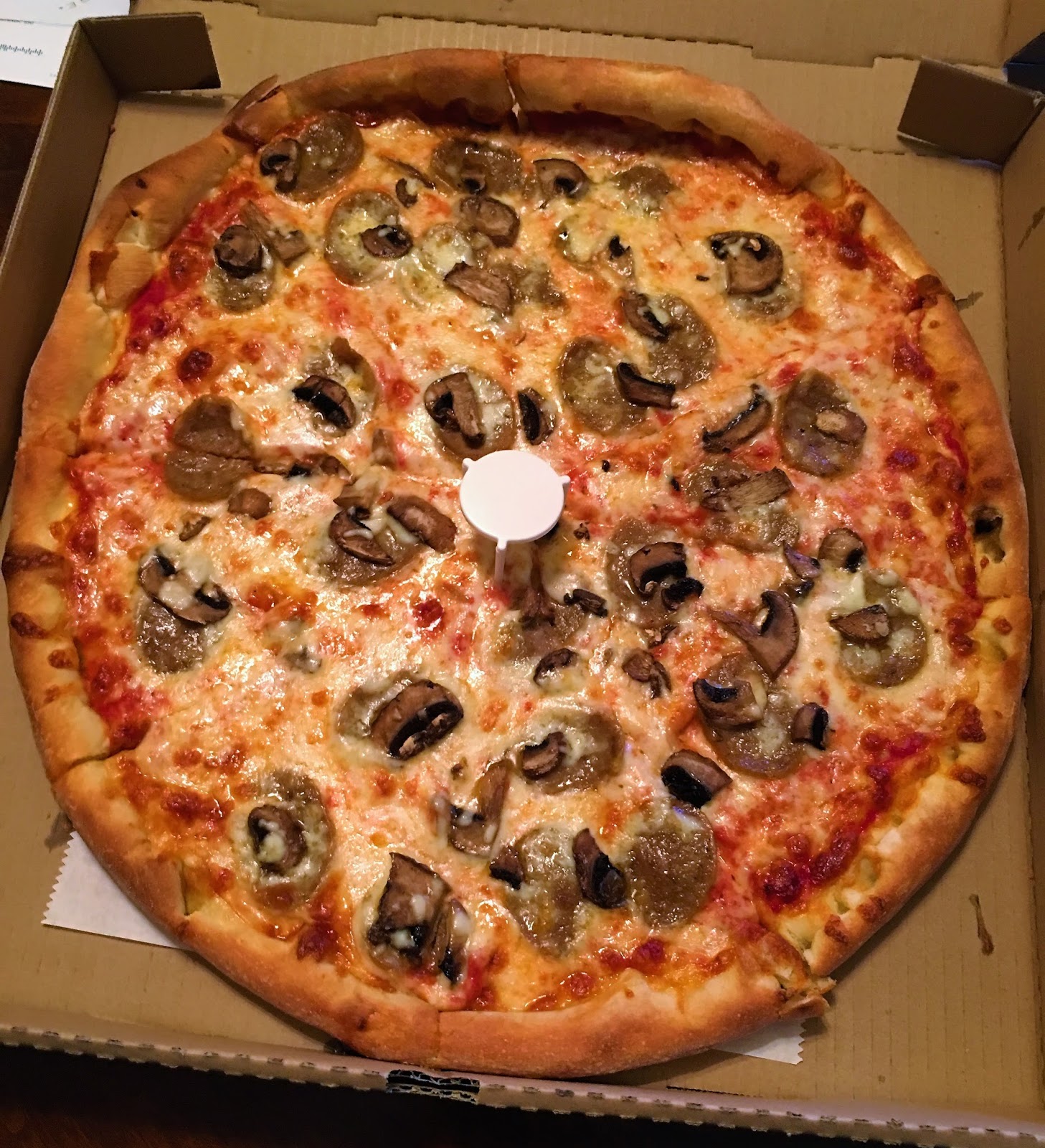 Laughlin Buzz La Piazza Pizza at the Laughlin Outlet Center