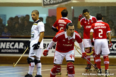 Vitória muito complicada do Benfica por 7-6, depois de estar a perder 5-2 ao intervalo!