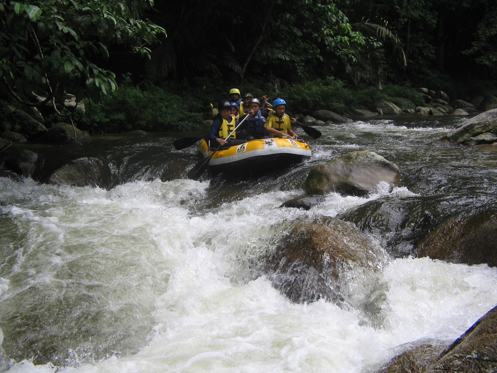 Sungai Sedim Water Rafting | Siti Manis