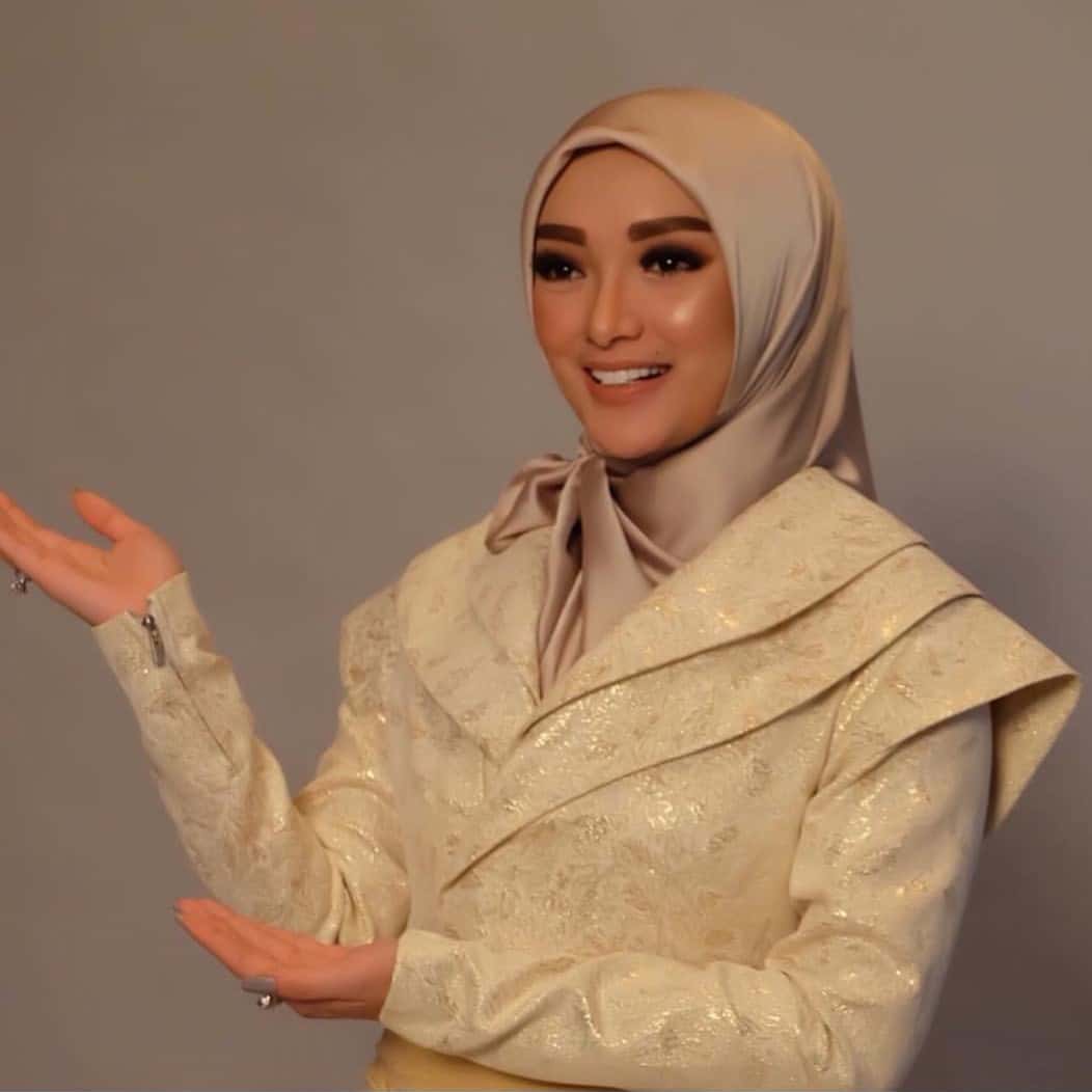 Foto Zaskia Gotik 2018