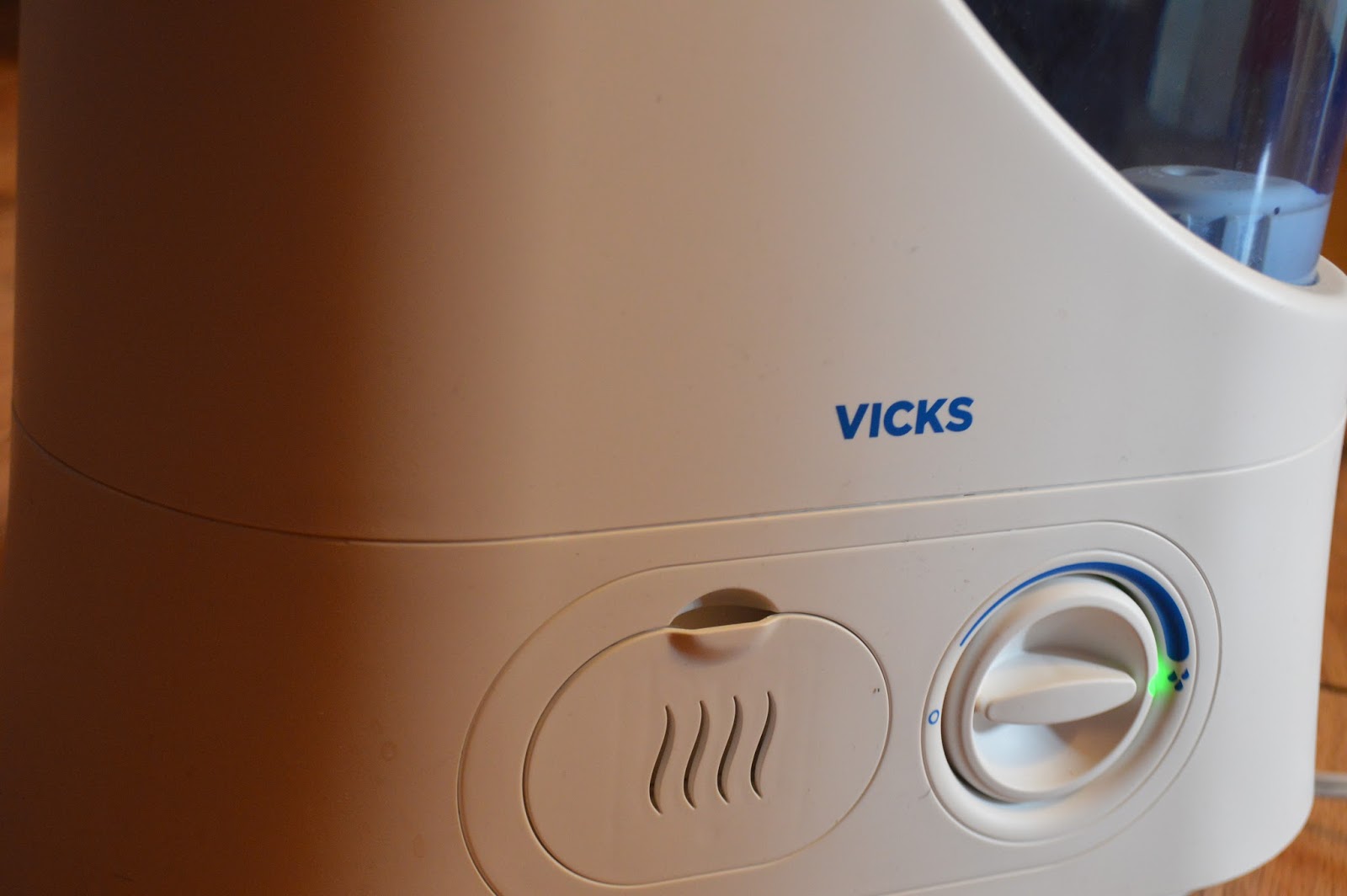 Get Well with Vicks EasyFill Humidifier Fashion of Philly