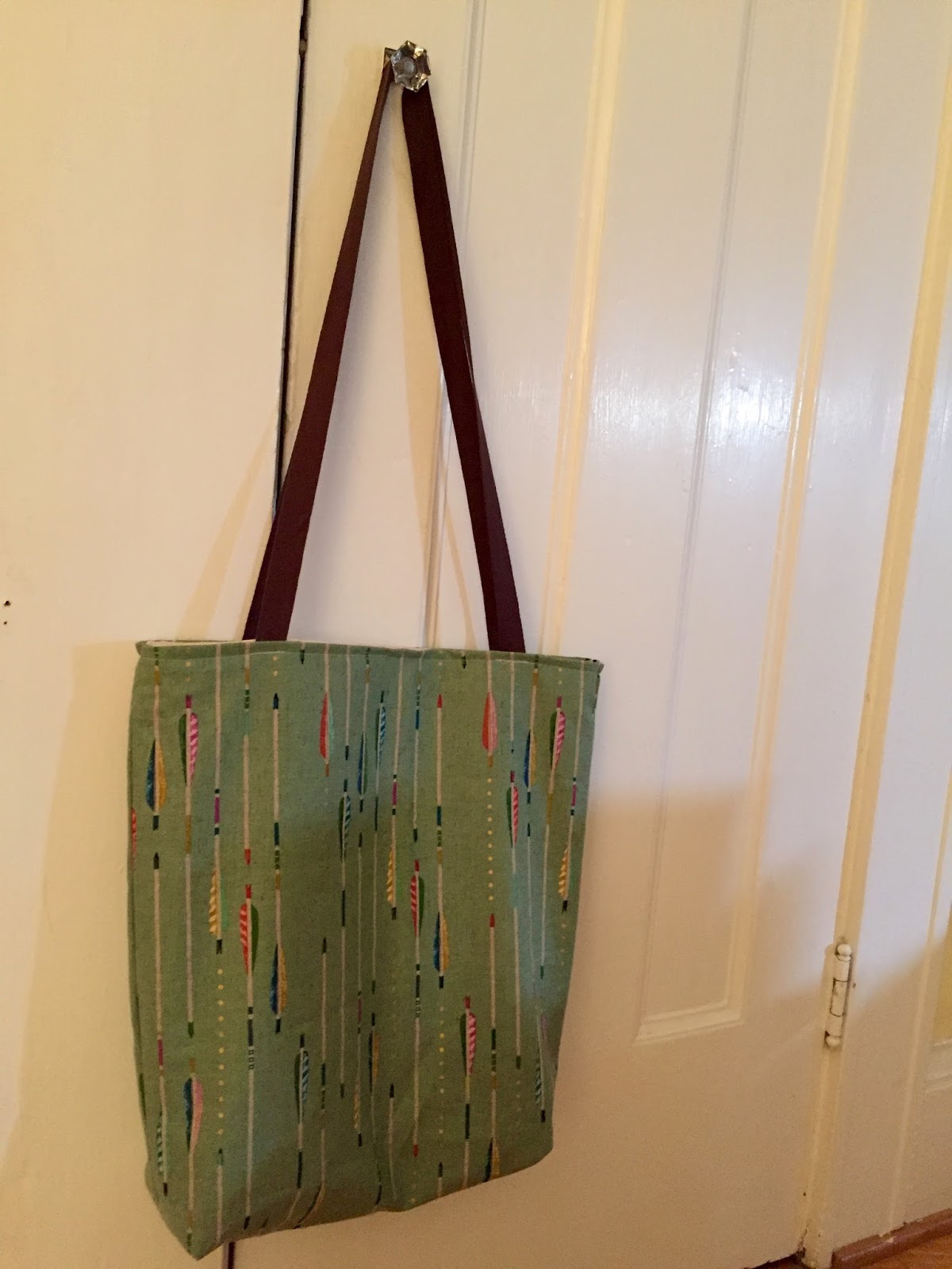 Ivory Tower Creations : Easiest Tote Bag Ever